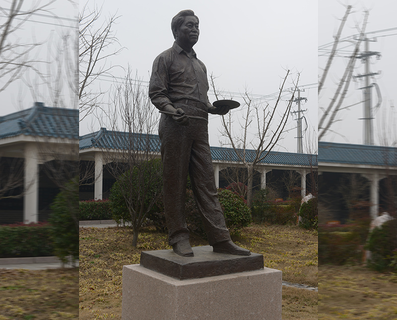 喻繼高像、青銅高2.3米、安放地點：喻繼高紀(jì)念館.JPG